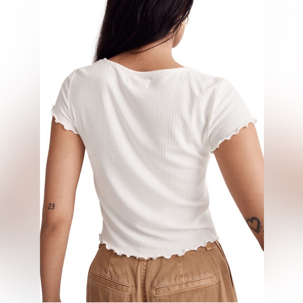 Madewell Ribbed Button-Front V-Neck Tee - Picture 7 of 8